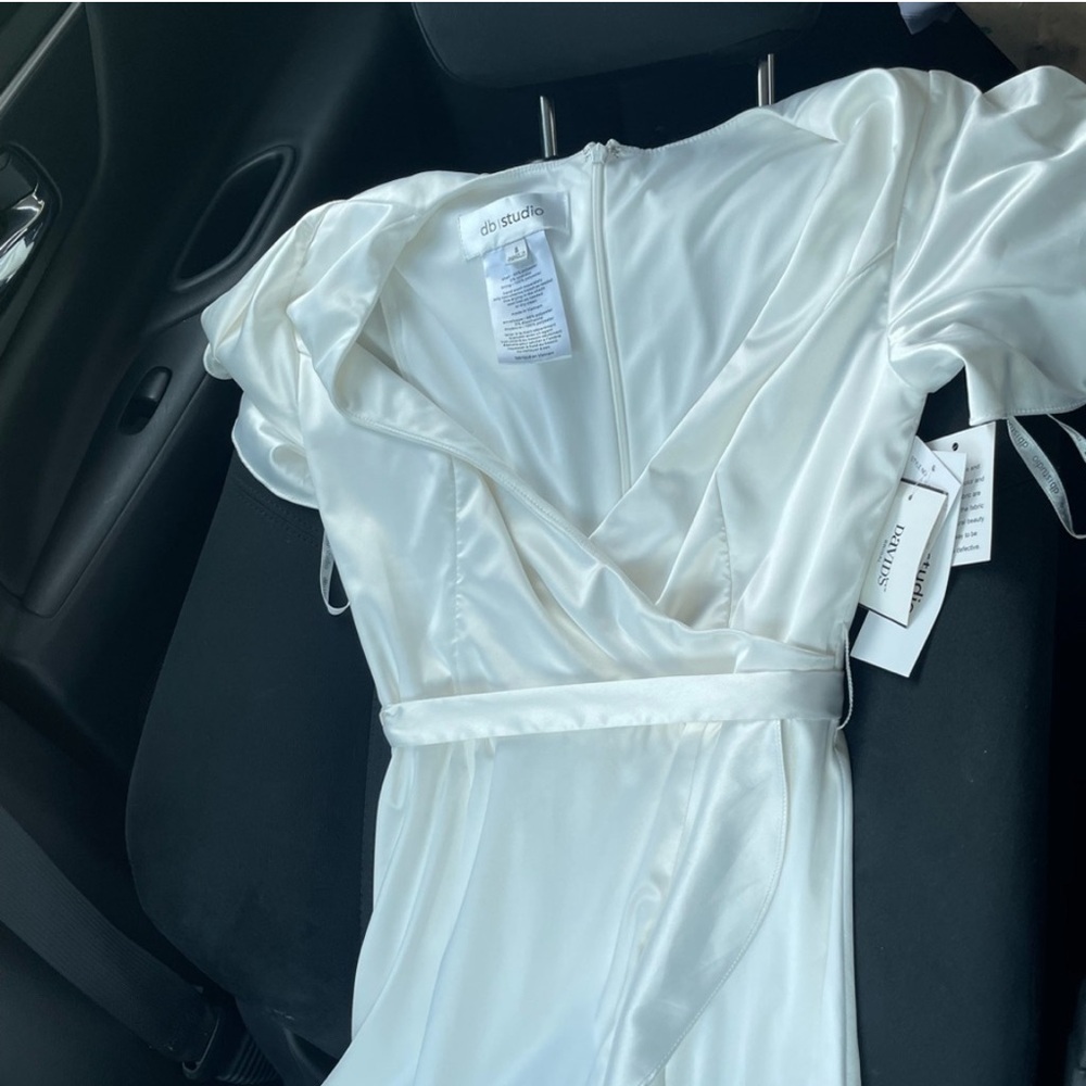 David's Bridal Elegant White Wrap Dress - Picture 3 of 4
